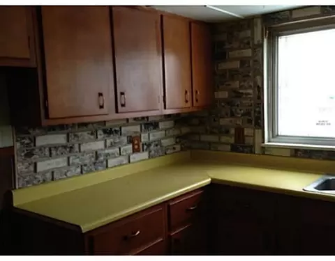2224 Iroquois St, Springfield, OH 45506 photo 5