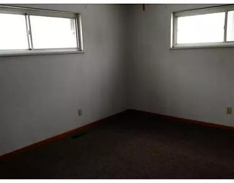 2224 Iroquois St, Springfield, OH 45506 photo 4
