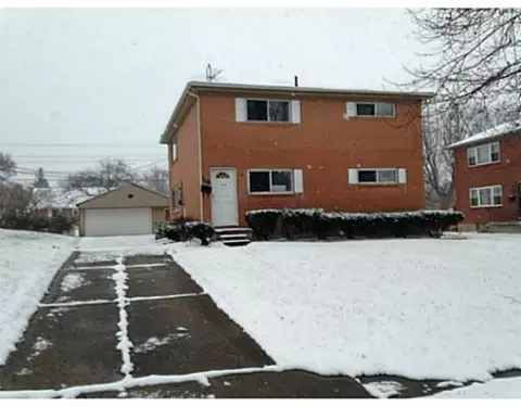 2224 Iroquois St, Springfield, OH 45506 photo 1