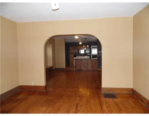 1325 E Main, Troy, OH 45373 photo 2