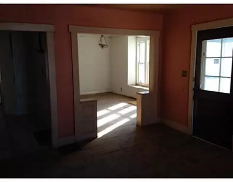 402 N Bell Ave, Springfield, OH 45504 photo 9