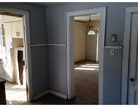 402 N Bell Ave, Springfield, OH 45504 photo 5