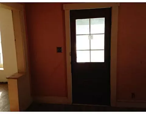402 N Bell Ave, Springfield, OH 45504 photo 8