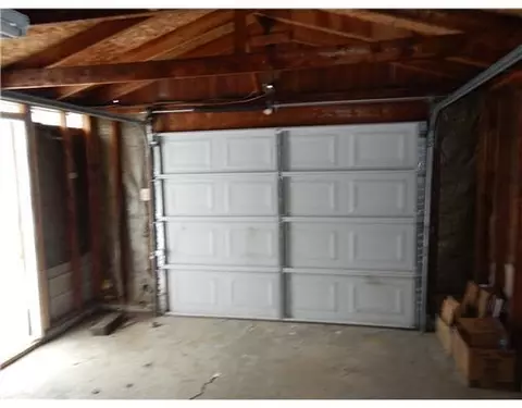 212 Corlington Dr, Springfield, OH 45506 photo 9