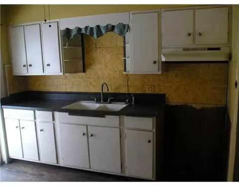 563 E Mc Creight, Springfield, OH 45503 photo 3