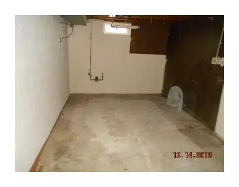 100 Eton Ct, Springfield, OH 45503 photo 9