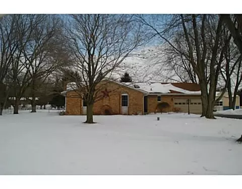 724 E Possum, Springfield, OH 45502 photo 1