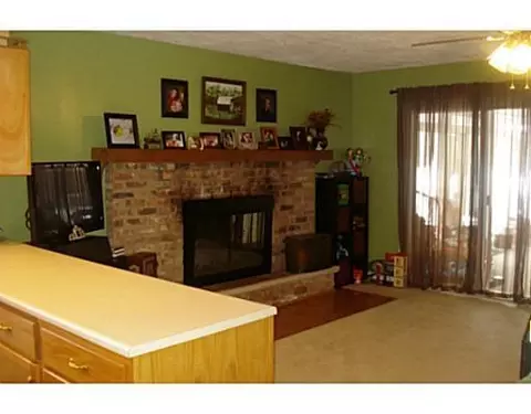 724 E Possum, Springfield, OH 45502 photo 21