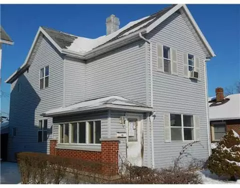 217 N Thompson, Springfield, OH 45504 photo 1