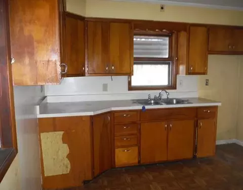 511 Ohio Ave, Troy, OH 45373 photo 2