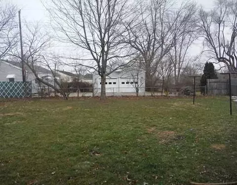 511 Ohio Ave, Troy, OH 45373 photo 10