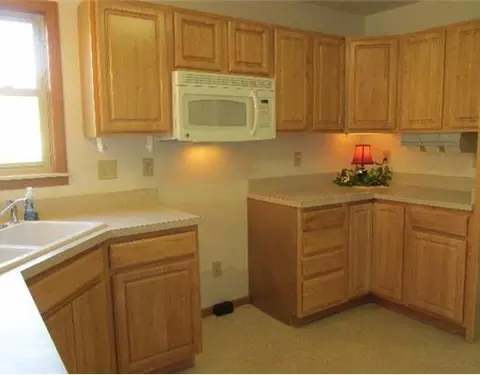 266 Hampton Tr, Springfield, OH 45502 photo 7