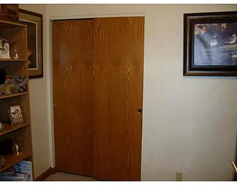 1042 Hemlock St, Celina, OH 45822 photo 8