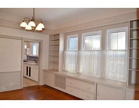 305 E Madison Ave, Springfield, OH 45503 photo 12