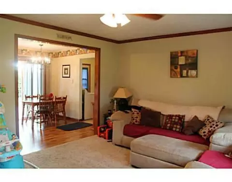 1359 Stephens, Sidney, OH 45365 photo 3