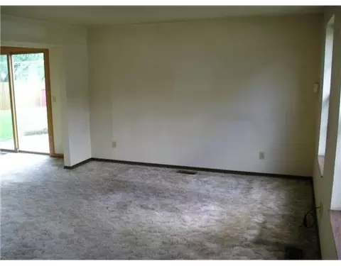 2067 Simon Ct, Springfield, OH 45503 photo 2