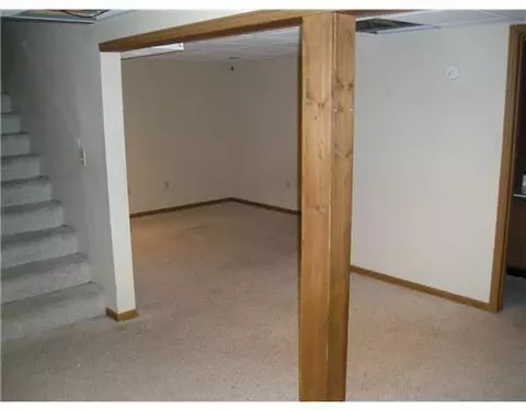3976 Delmar Cir, Springfield, OH 45503 photo 7