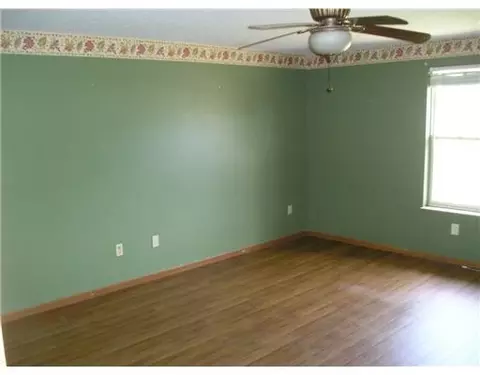 3976 Delmar Cir, Springfield, OH 45503 photo 3