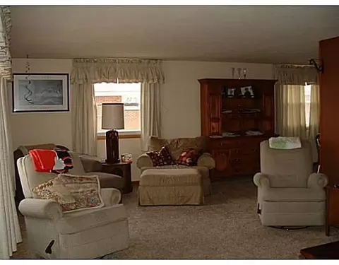 1151 Cheyenne, Springfield, OH 45503 photo 3