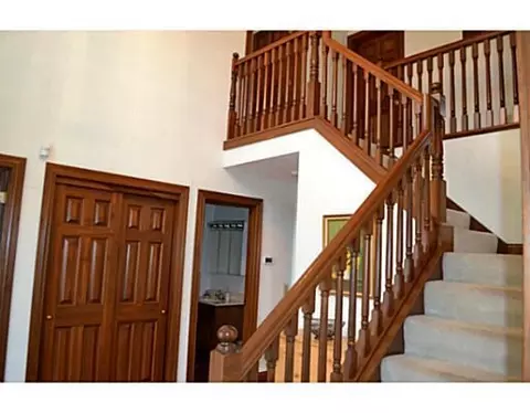 5230 Brookshire Ln, Springfield, OH 45502 photo 12