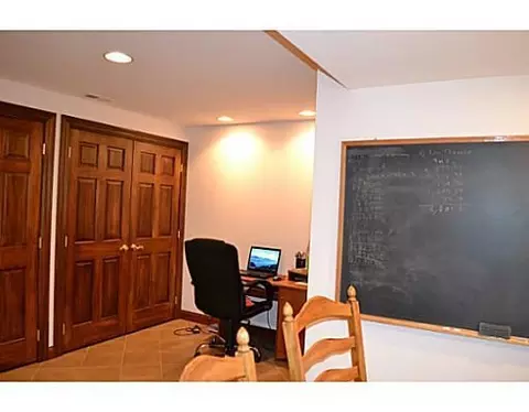 5230 Brookshire Ln, Springfield, OH 45502 photo 21