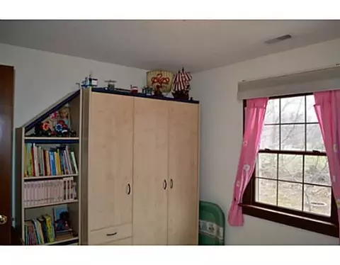 5230 Brookshire Ln, Springfield, OH 45502 photo 18