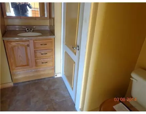 2015 Clifton Ave, Springfield, OH 45505 photo 5