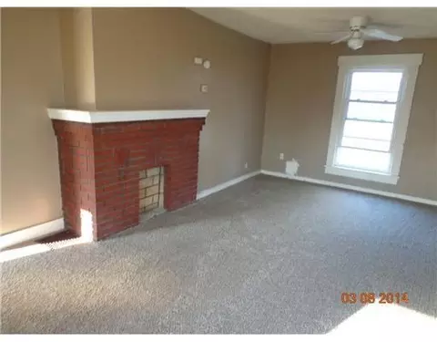 2015 Clifton Ave, Springfield, OH 45505 photo 2