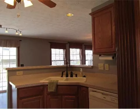 1326 Willow Chase Cr, Springfield, OH 45502 photo 10