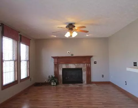 1326 Willow Chase Cr, Springfield, OH 45502 photo 7