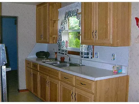 4714 Lehigh Dr, Springfield, OH 45503 photo 2