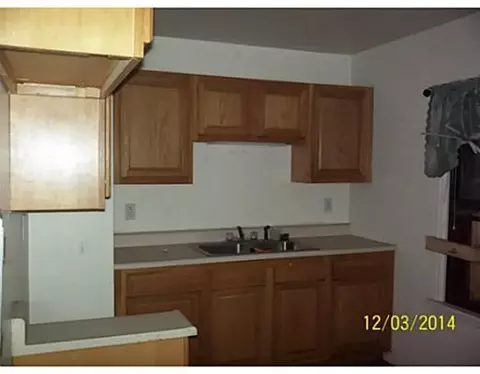 907 E Rose, Springfield, OH 45505 photo 3