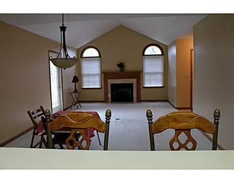 866 Trent Close #..., Springfield, OH 45503 photo 4