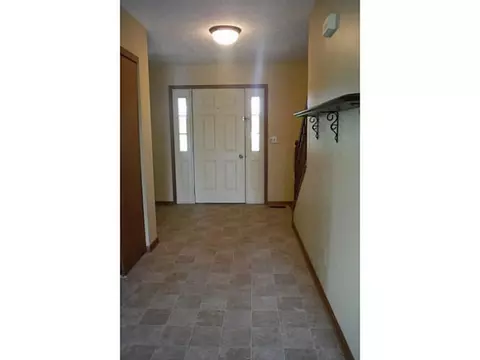 1900 Old Coach Rd, Springfield, OH 45505 photo 8