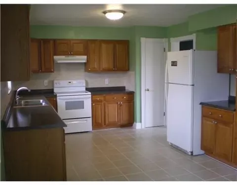 1532 Crest Dr, Springfield, OH 45502 photo 8