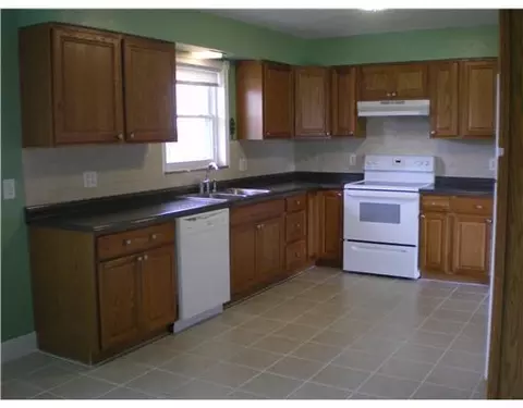 1532 Crest Dr, Springfield, OH 45502 photo 9