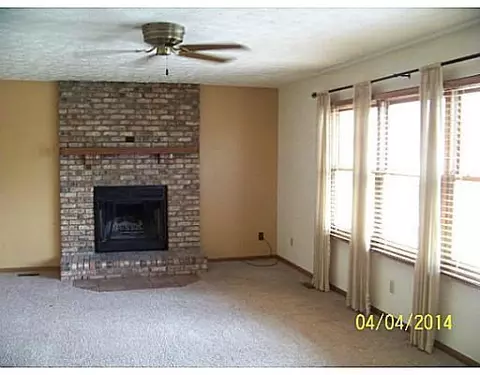 2453 Knobs End Ct, Springfield, OH 45502 photo 7