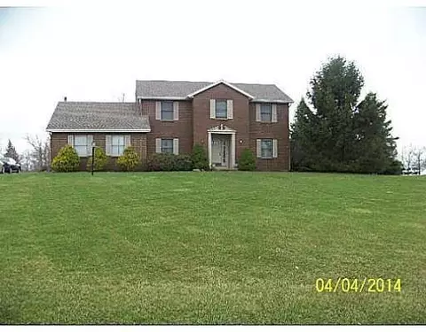 2453 Knobs End Ct, Springfield, OH 45502 photo 4