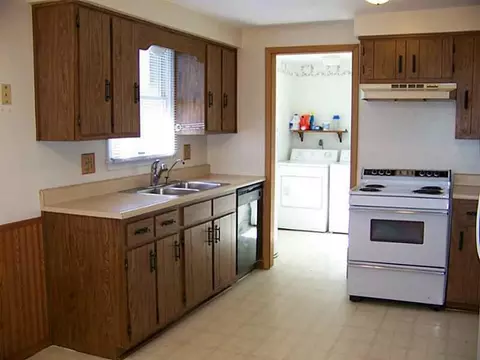 910 South, Celina, OH 45822 photo 2