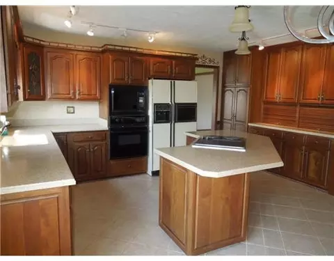 8590 W Klinger Rd, Covington, OH 45318 photo 12