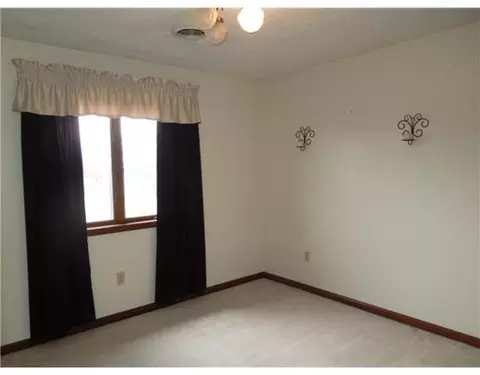 8590 W Klinger Rd, Covington, OH 45318 photo 8