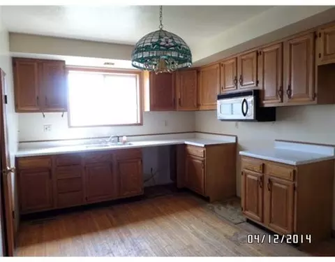 214 S Main, De Graff, OH 43318 photo 4