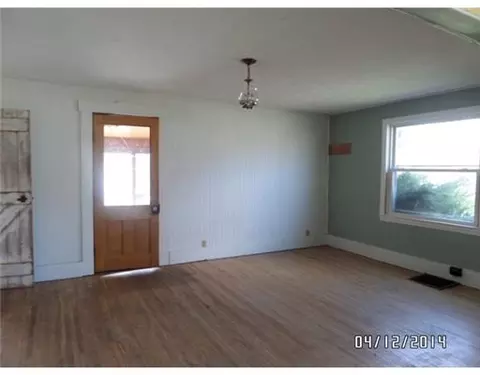 214 S Main, De Graff, OH 43318 photo 3