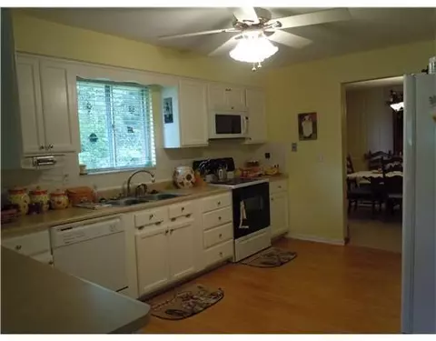 2613 Marinette, Springfield, OH 45503 photo 7