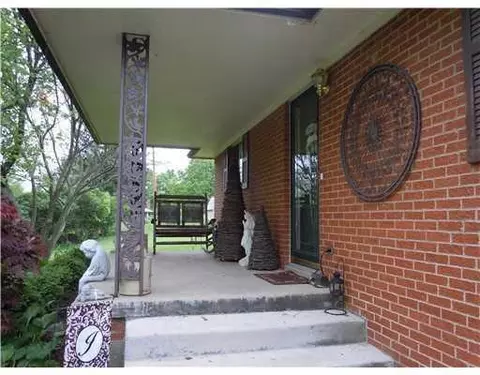 2613 Marinette, Springfield, OH 45503 photo 2