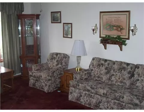 697 Grandview # 697, Springfield, OH 45503 photo 2