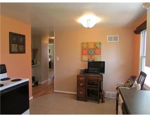 606 W Harding Rd, Springfield, OH 45504 photo 15