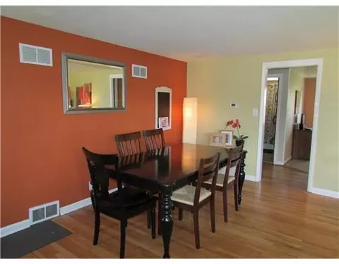 606 W Harding Rd, Springfield, OH 45504 photo 14