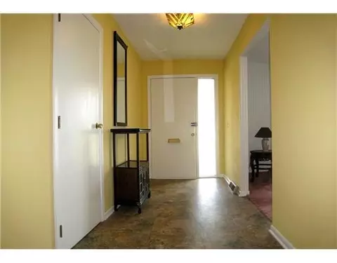 3008 Clarion Dr, Springfield, OH 45503 photo 8