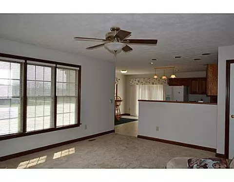 5070 Hearthstone Dr, Springfield, OH 45502 photo 7